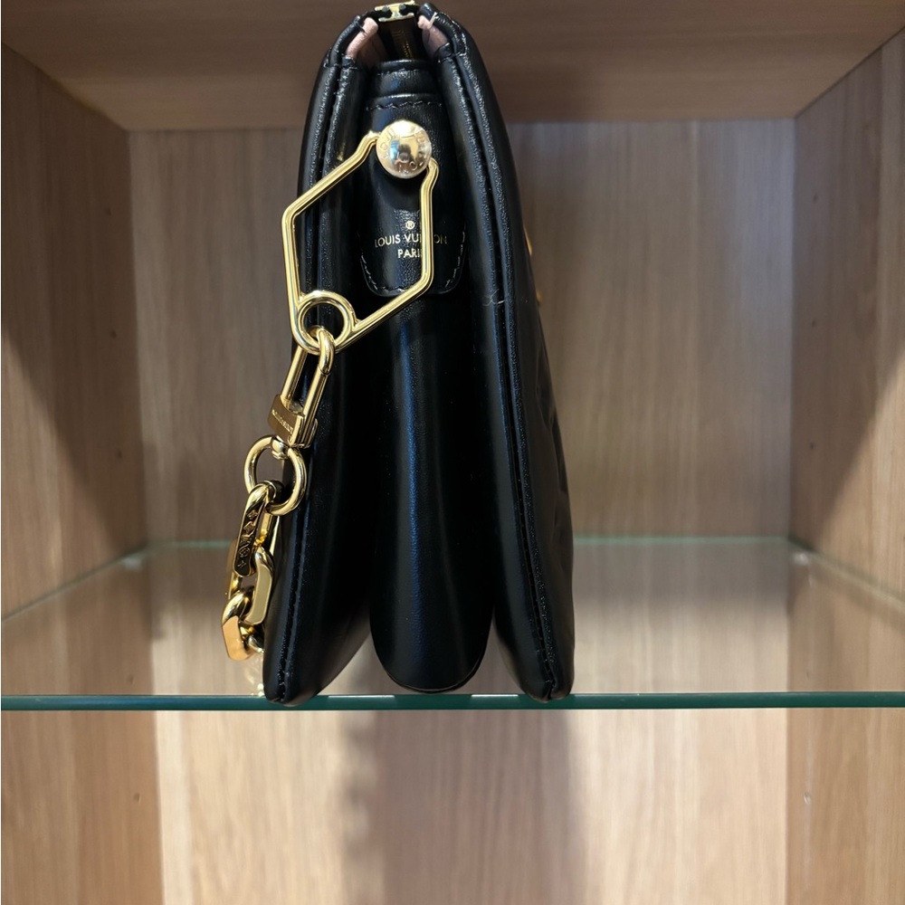 Louis Vuitton Black Coussin PM - Picture 5 of 10